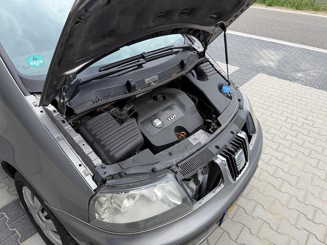Seat - alhambra - 1.9 tdi reference - personenauto - 2006 - afbeelding 7 van  24