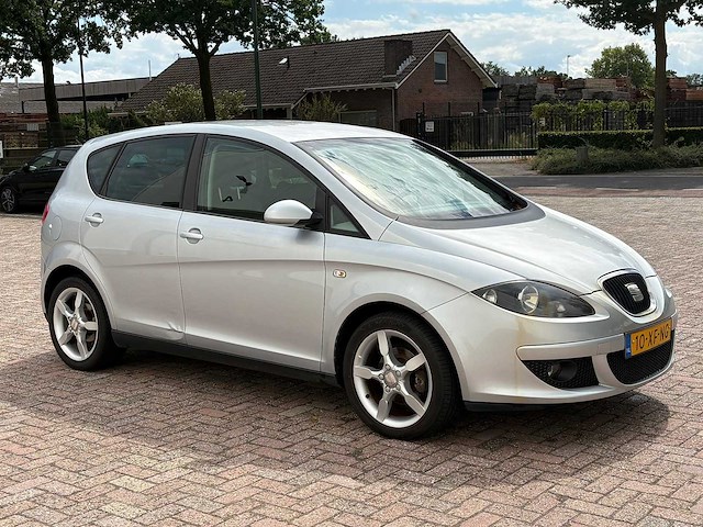 Seat - altea - 1.6 lifestyle - bedrijfswagen - afbeelding 2 van  3
