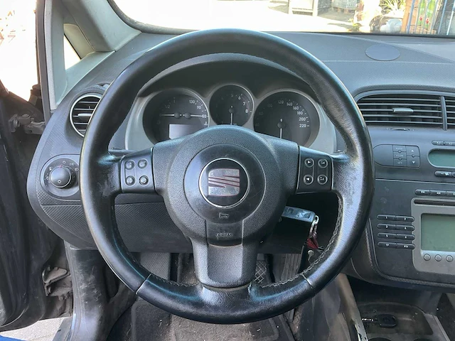 Seat - altea - 1.6 stylance - 67-rf-pn - afbeelding 2 van  23