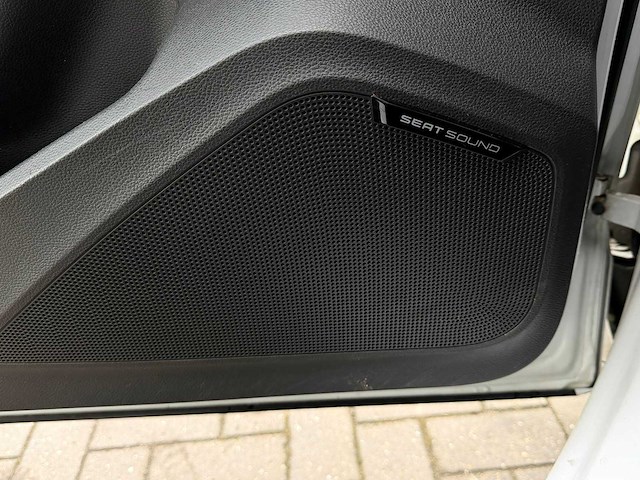 Seat - ateca - 2.0 eco fr 4drive - car - 2017|p-719-nb|iaw - afbeelding 15 van  22