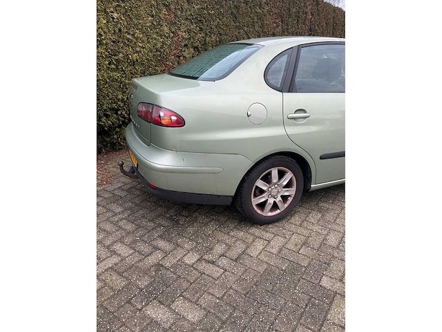 Seat - cordoba - 1.4-16v sensation - 83-sr-kn - afbeelding 13 van  17