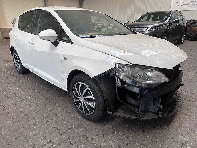 Seat - ibiza - 1.2 tdi style eco. - 24-rdp-5- 2011 - afbeelding 7 van  8