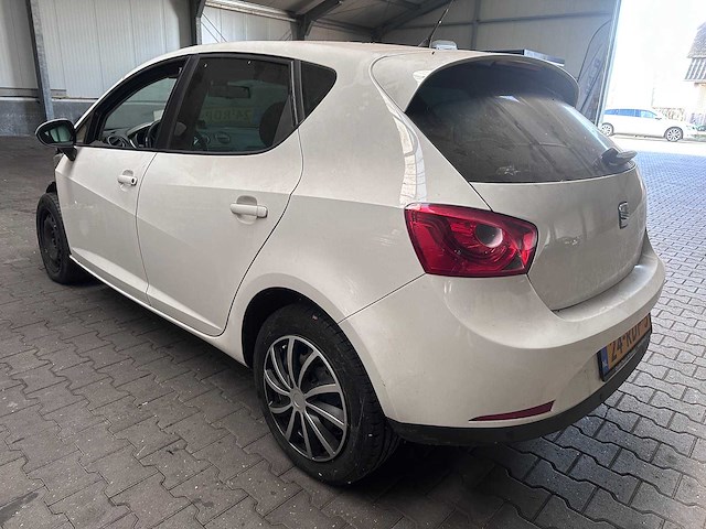 Seat - ibiza - 1.2 tdi style eco. - 24-rdp-5- 2011 - afbeelding 2 van  14
