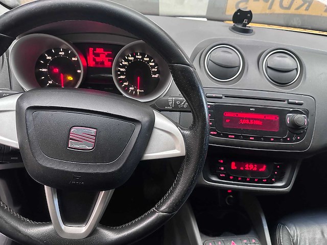 Seat - ibiza - 1.2 tdi style eco. - 24-rdp-5- 2011 - afbeelding 1 van  9