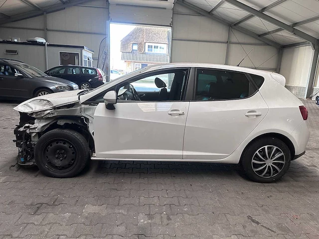 Seat - ibiza - 1.2 tdi style eco. - 24-rdp-5- 2011 - afbeelding 12 van  19