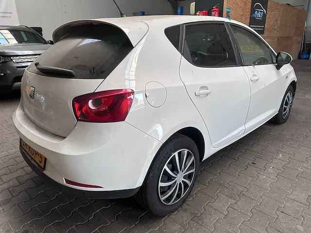 Seat - ibiza - 1.2 tdi style eco. - 24-rdp-5- 2011 - afbeelding 15 van  19