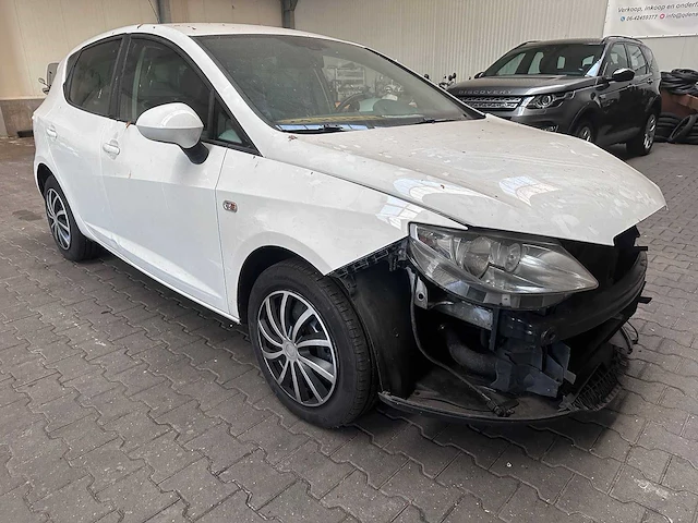 Seat - ibiza - 1.2 tdi style eco. - 24-rdp-5- 2011 - afbeelding 17 van  19