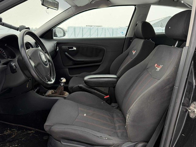 Seat - ibiza - 1.4-16v sport - car - 2004|41-nn-kt|iaw - afbeelding 5 van  10