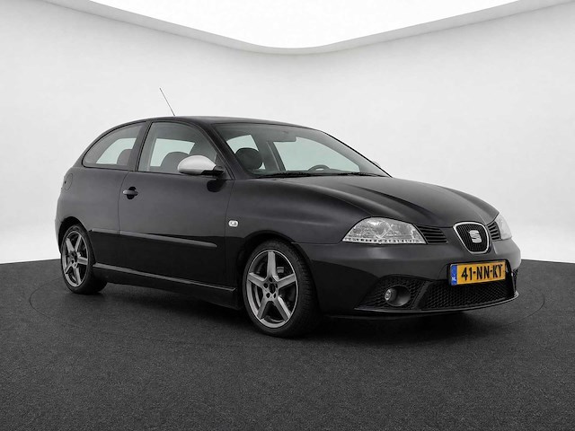 Seat - ibiza - 1.4-16v sport 41-nn-kt- 2004 iaw - afbeelding 10 van  12