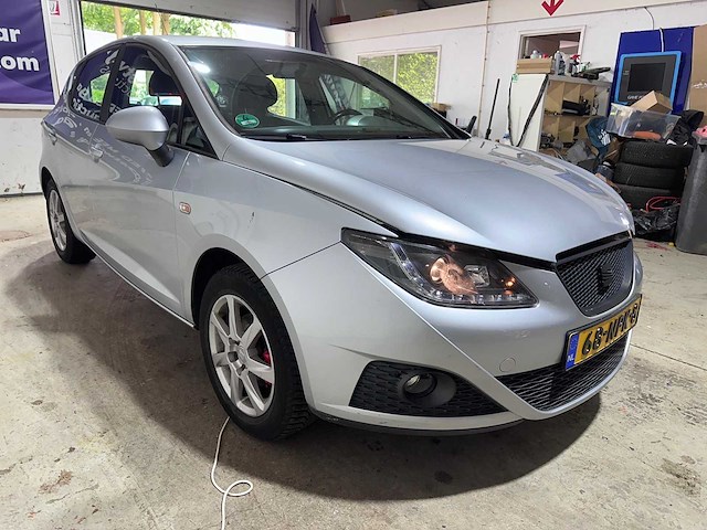 Seat - ibiza - 1.4 reference - 68-npk-8- 2009 - afbeelding 15 van  19