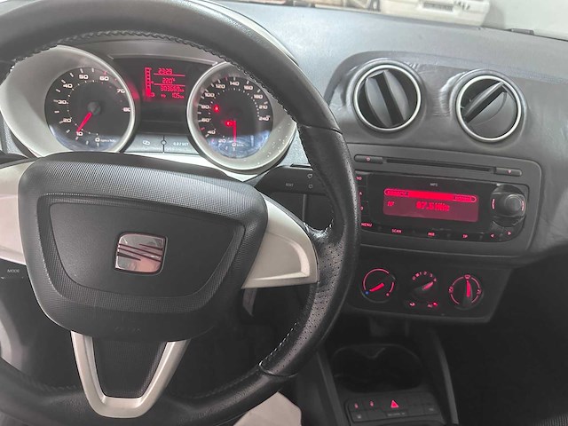Seat - ibiza - 1.4 sport-up - 40-hzr-8- 2009 - afbeelding 11 van  18