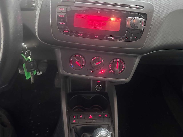 Seat - ibiza sc - 1.2 tdi style eco. - 11-rrl-6 - afbeelding 5 van  17