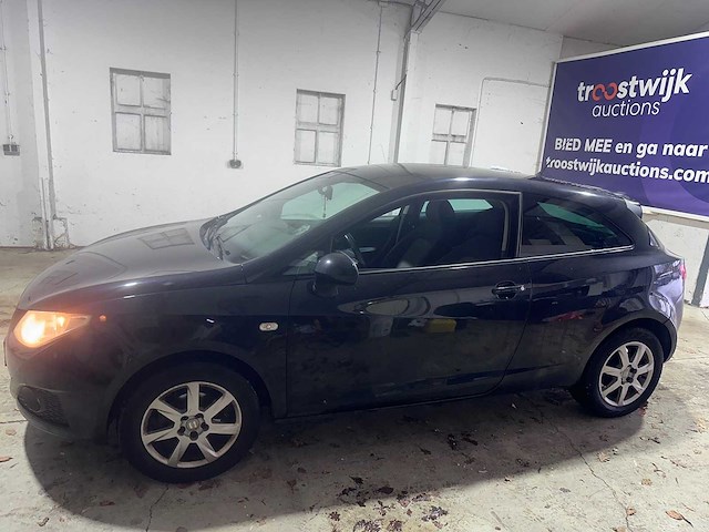 Seat - ibiza sc - 1.2 tdi style eco. - 11-rrl-6 - afbeelding 10 van  17