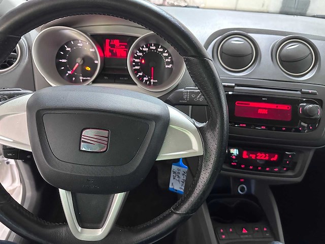 Seat - ibiza sc - 1.2 tdi style eco. - 76-ppn-6- 2011 - afbeelding 11 van  12