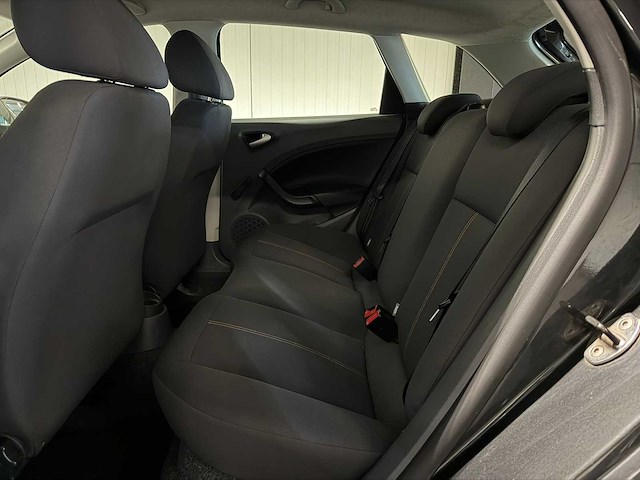 Seat - ibiza st - 1.2 club 2011 77-sth-5 iaw - afbeelding 15 van  15