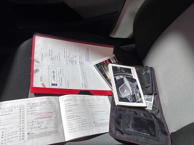 Seat - ibiza st - 1.2 tsi fr - j-980-rr - afbeelding 11 van  20