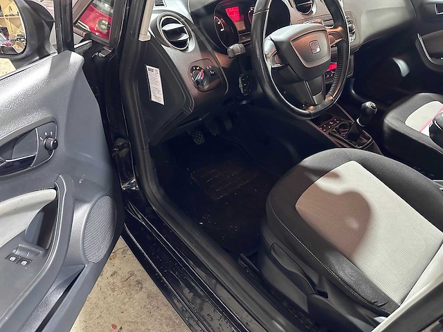 Seat - ibiza st - 1.2 tsi fr - j-980-rr - afbeelding 19 van  20