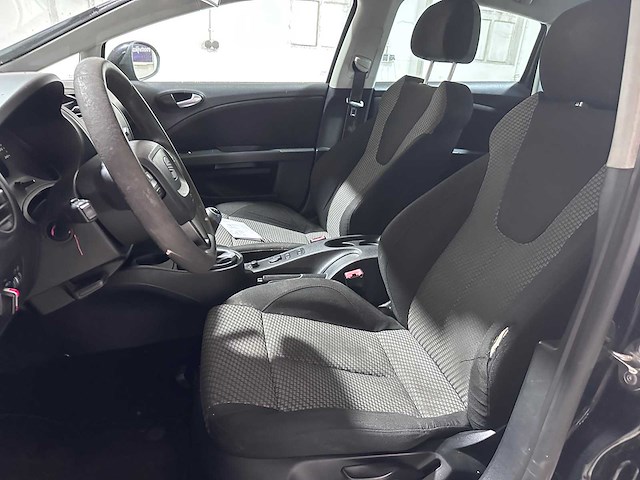 Seat - leon - 1.2 tsi good stuff - 45-lzz-4- 2010 - afbeelding 5 van  15