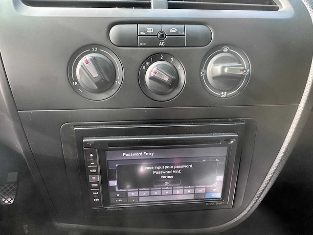 Seat - leon - 1.2 tsi reference - 47-ntn-2- 2010 - afbeelding 3 van  18