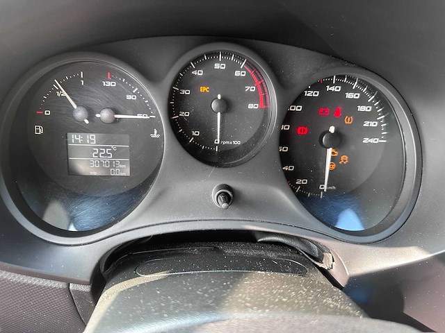 Seat - leon - 1.2 tsi reference - 47-ntn-2- 2010 - afbeelding 17 van  18