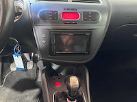 Seat - leon - 1.4 tsi dynamic st. - 22-jdt-3 - afbeelding 6 van  23