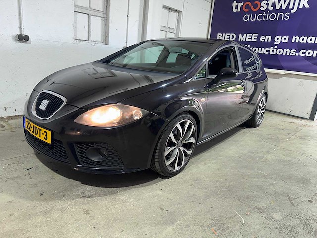 Seat - leon - 1.4 tsi dynamic st. - 22-jdt-3 - afbeelding 12 van  23
