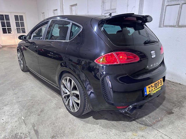 Seat - leon - 1.4 tsi dynamic st. - 22-jdt-3 - afbeelding 18 van  23