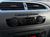 Seat - leon - 1.4 tsi style - car - 2010|42-kth-1|iaw - afbeelding 9 van  17