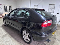 Seat - leon - 1.6-16v sport - 17-lv-sb- 2003 - afbeelding 2 van  18