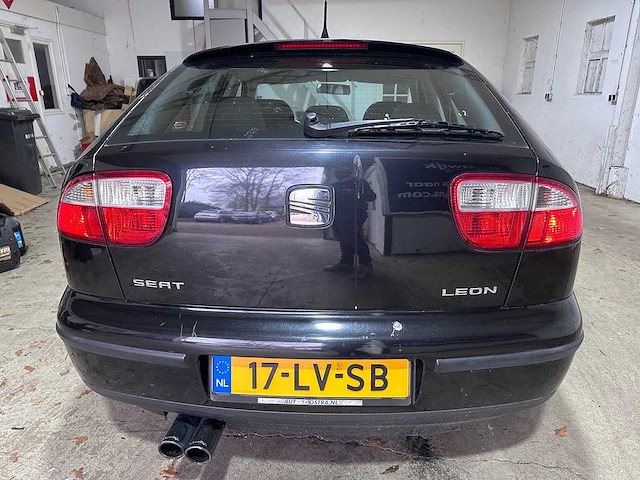 Seat - leon - 1.6-16v sport - 17-lv-sb- 2003 - afbeelding 3 van  18