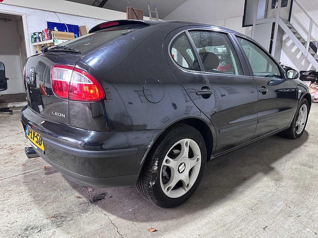 Seat - leon - 1.6-16v sport - 17-lv-sb- 2003 - afbeelding 13 van  18