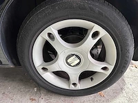 Seat - leon - 1.6-16v sport - 17-lv-sb- 2003 - afbeelding 8 van  18