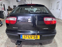 Seat - leon - 1.6-16v sport - 17-lv-sb- 2003 - afbeelding 12 van  18