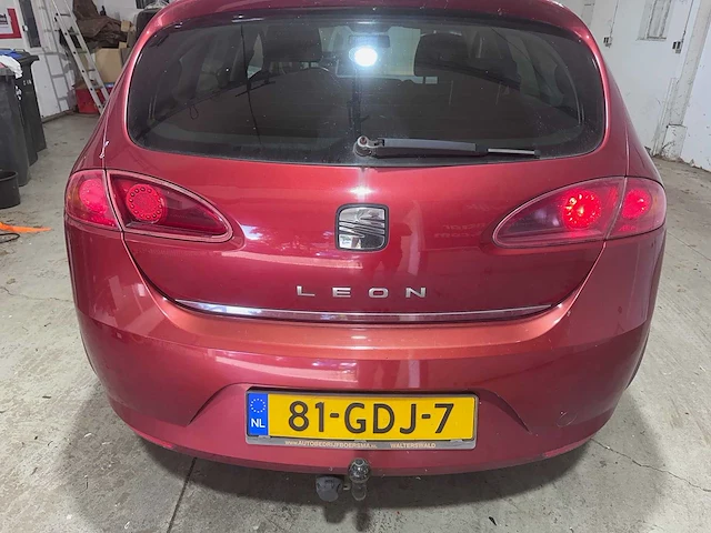Seat - leon - 1.6 sport - 81-gdj-7- 2008 - afbeelding 14 van  22