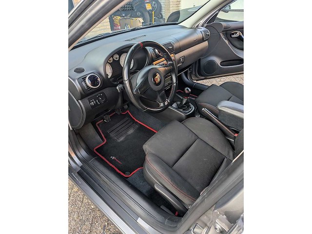 Seat - leon - 1.8-20vt topsport custom build 430pk - personenauto - afbeelding 11 van  20