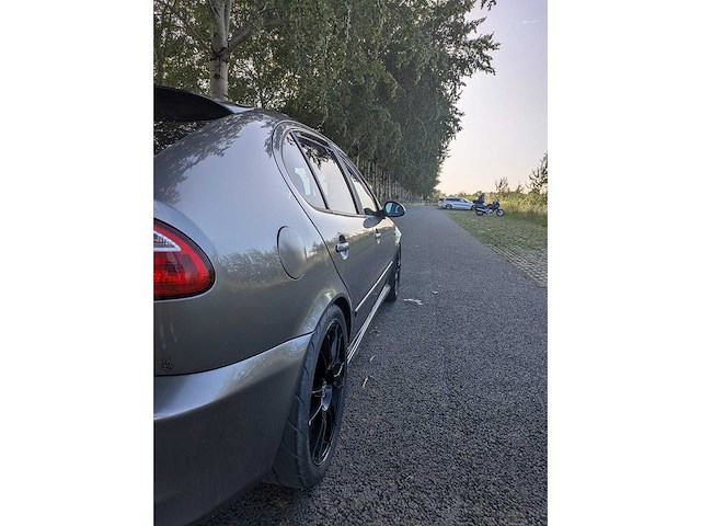 Seat - leon - 1.8-20vt topsport custom build 430pk - personenauto - afbeelding 15 van  20
