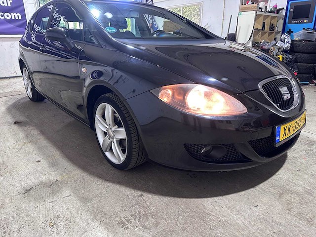 Seat - leon - 1.8 tfsi stylance - xk-385-g - afbeelding 14 van  17