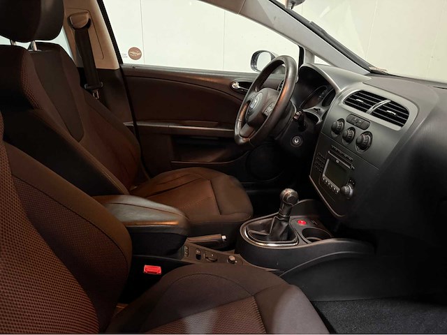 Seat - leon - personenauto - 2008 - afbeelding 5 van  23