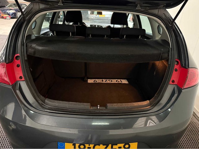 Seat - leon - personenauto - 2008 - afbeelding 11 van  23