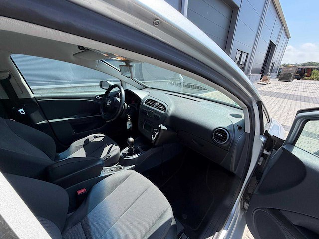 Seat - leon 2.0 tdi stylance - personenauto- 2005 - afbeelding 3 van  25