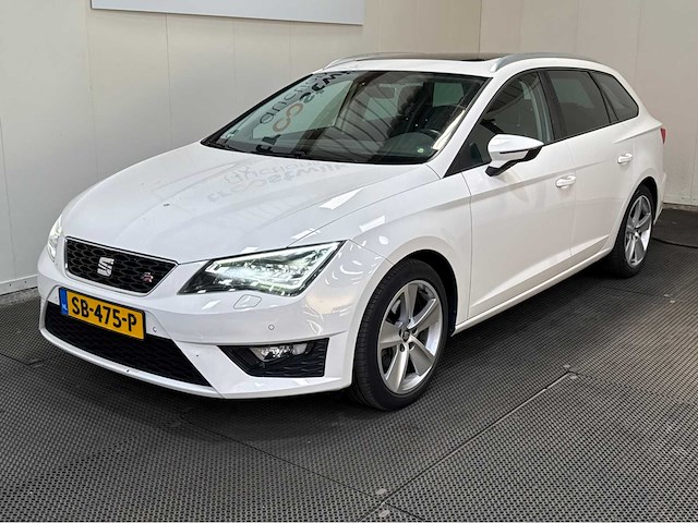 Seat - leon st - 1.4 tsi x-perience - personenauto - 2016 - afbeelding 1 van  26