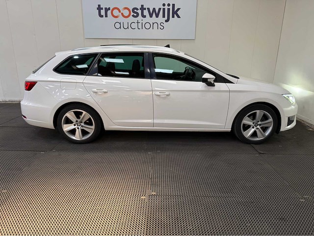 Seat - leon st - 1.4 tsi x-perience - personenauto - 2016 - afbeelding 23 van  26