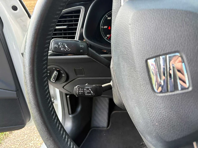 Seat - leon st - 1.6 tdi - 2014 - personenauto - afbeelding 21 van  21