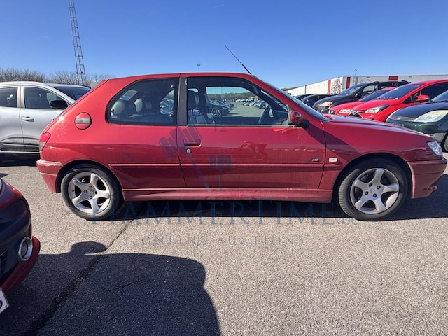 Seat alhambra 1.9 tdi sport, 2001 - afbeelding 32 van  37