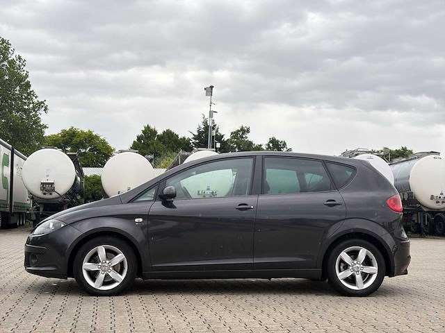 Seat altea 2.0 fsi businessline | 92-sh-js i - afbeelding 10 van  10