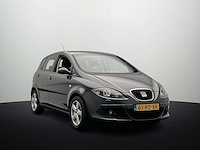 Seat altea 2.0 fsi stylance 2005 | 61-rd-xr - afbeelding 14 van  19