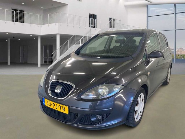 Seat altea 2.0 fsi stylance , 33-pj-tr - afbeelding 1 van  17