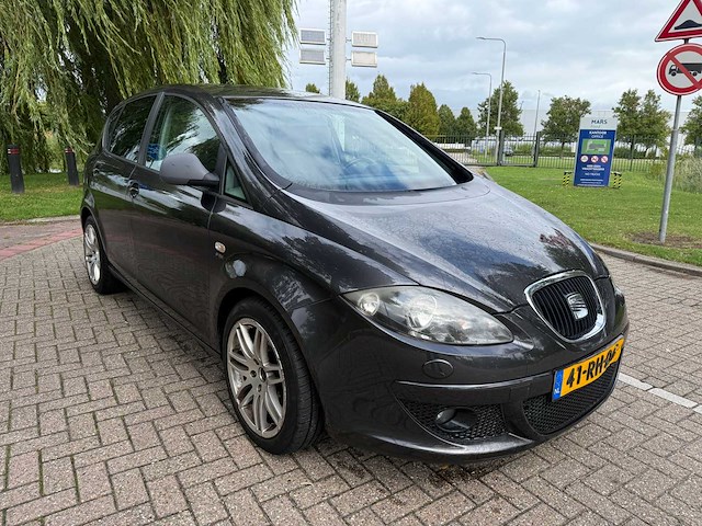 Seat altea 2.0 fsi stylance 41-rh-dg - afbeelding 1 van  7