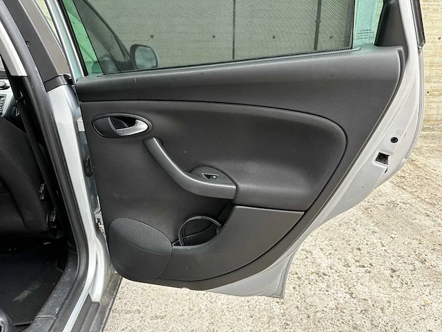 Seat altea xl 1.8 tfsi style 160pk 2011 (origineel-nl) automaat, 53-rgd-8 - afbeelding 28 van  50