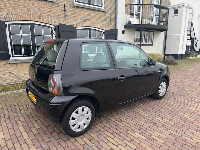 Seat arosa 1.4i stella automaat 37-ht-tf - afbeelding 2 van  4